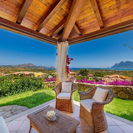 Villa Con Vista Porto San Paolo 포르토산파울로 외부 사진